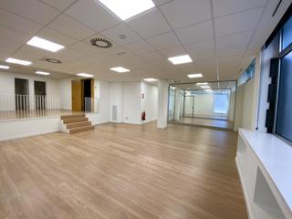 Miete Büro in Barri de les Corts. Oficina alquiler les corts