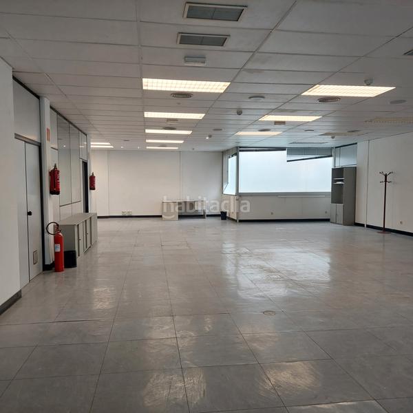 Foto 491507b3-1137-41ff-935b-9d0201b829b8. Büro mit heizung parking in Virgen del Cortijo-Manoteras Madrid