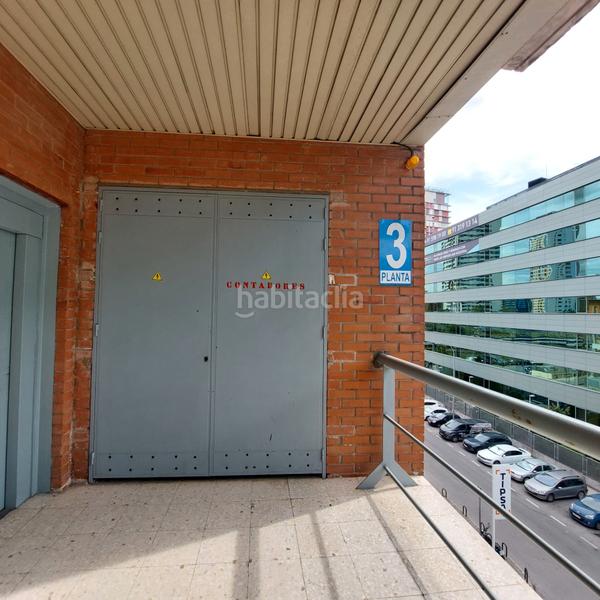 Foto 90361e69-307a-4e3b-989e-218dae1a918c. Büro mit heizung parking in Virgen del Cortijo-Manoteras Madrid