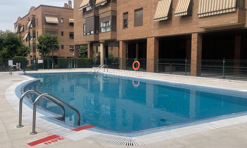 Foto ca14fcd5-219e-4403-92d6-7a9b9e161756. Appartamento con riscaldamento parcheggio piscina in Madrid
