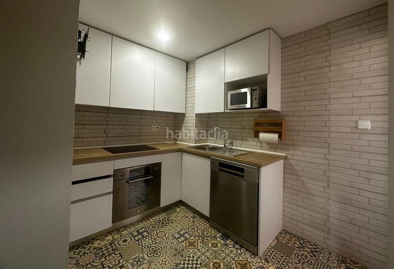 Foto f05be4ea-7d8e-41e3-b412-7746e0567586. Piso en Canillas Madrid