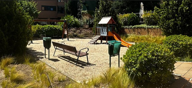 Foto 0bdb04c0-9bc6-4c10-b314-09fcdb4c3e12. Pis amb calefacció piscina a Palomas Madrid