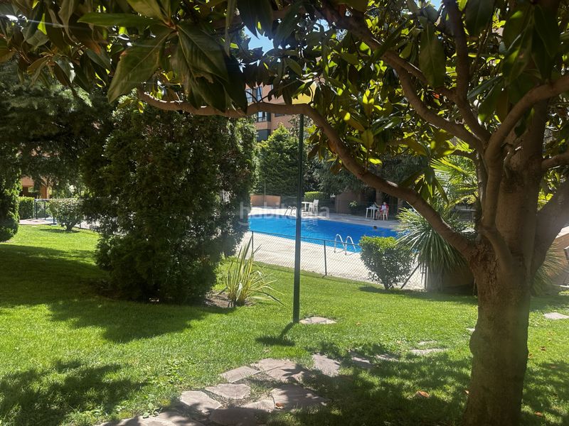 Foto 6b41d8a9-cdbf-4373-a506-867d9e25aeb1. Pis amb calefacció piscina a Palomas Madrid
