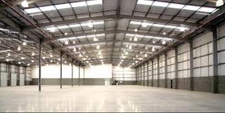 Nau industrial a Las Virtudes