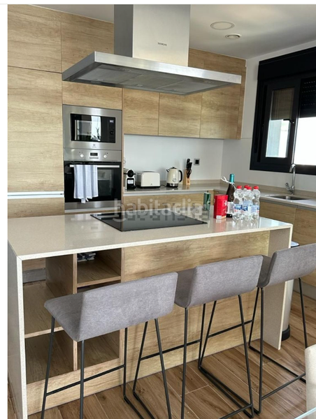 Foto cac53365-429b-407f-8341-1aaea5a4e56c. Edificio in Barrio del Centro Alicante