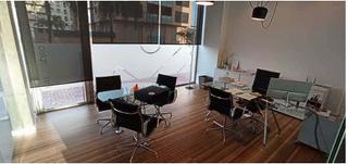 Alquiler Oficina  Avenida príncipe de asturias. Locales prime, muchas visibilidad, frente zig zag