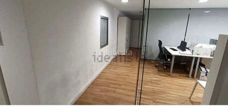 Foto b1a4b744-2063-4ce0-b705-7a13ea690c90. Oficina local oficina en planta baja, ¡portunidad¡, a unos metros de hospital m.meseguer en Murcia