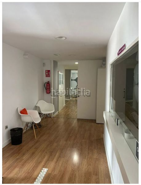 Foto d330b302-cc5b-4ebb-baad-741079463272. Oficina local oficina en planta baja, ¡portunidad¡, a unos metros de hospital m.meseguer en Murcia