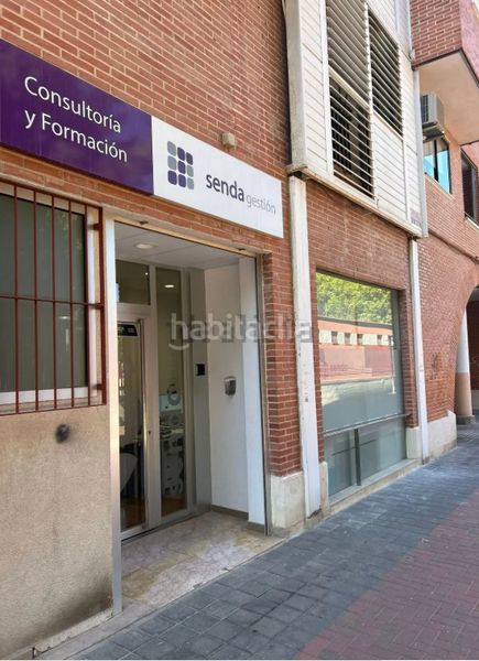 Foto deb197e4-42ce-4988-bbc2-f3ae105c2747. Oficina local oficina en planta baja, ¡portunidad¡, a unos metros de hospital m.meseguer en Murcia