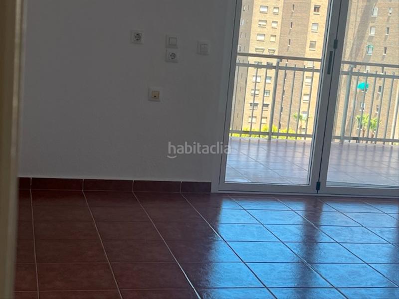 Foto fc3e80bb-1dcb-4bd5-b64d-c197e5458607. Piso en calle gustavo a. becquer 5 piso magnifico vistas espectaculares, proximidad a playa en Orihuela