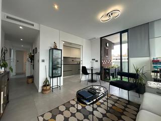 Appartement  Avenida don juan de borbon. Moderna vivienda con piscina comunitaria en avenida don juan de