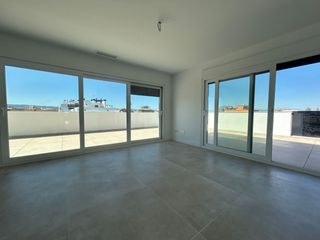 Àtic  Avenida don juan de borbon. Atico exclusivo en juan de borbon