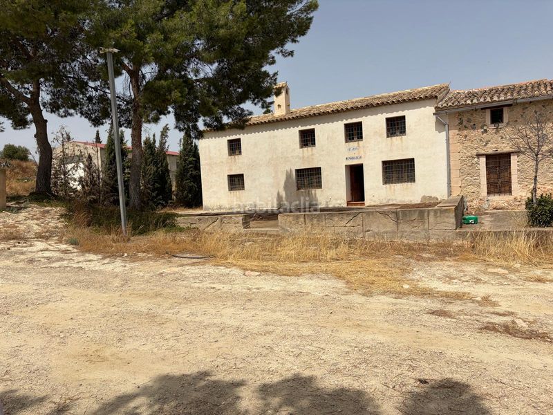 Foto 9b282e4e-879d-4bd3-9b39-8a1352aa85ff. Finca rústica a Mula