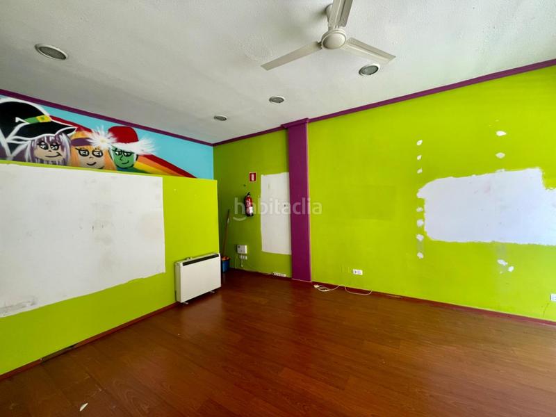 Foto f79d06ba-7266-44d1-b3fd-71cf1e4f97e8. Lloguer local comercial a calle marcelo macias 12 a Ponferrada