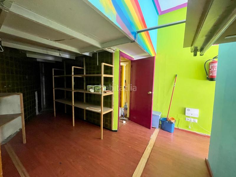 Foto bf0c4c71-b392-41b4-969b-5a5f2ad6bcd5. Location local commercial dans calle marcelo macias 12 dans Ponferrada