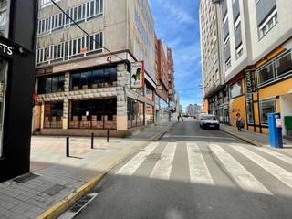 Business premise in Calle Padre Santalla 2