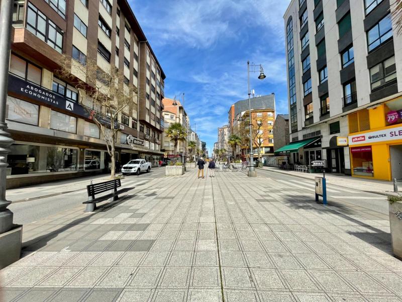 Foto f14175c9-82f8-4e8d-935c-997dd8fd3720. Affitto locale commerciale in calle luciana fdez 3 in Ponferrada