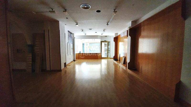 Foto 249c0752-d5d3-4041-b219-78c59934b91c. Rent business premise in calle luciana fdez 3 in Centro Ponferrada