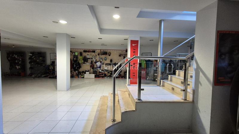 Foto 40aa34df-6dad-4d0e-85f8-3a4d8596d1b7. Locale commerciale in calle ave maria en Ponferrada 31 in Ponferrada