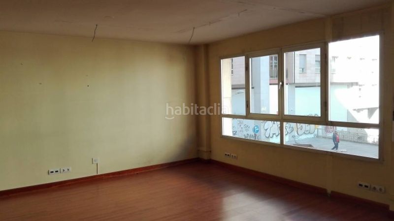 Foto f3fc3003-08f1-421e-a2a5-df3bee489df8. Miete büro mit heizung in Centro Ponferrada