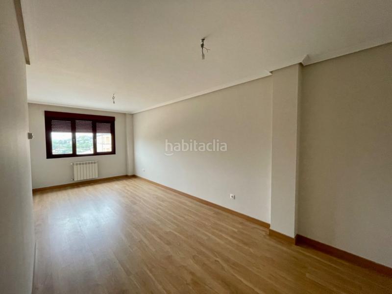 Foto 6070c2ea-d304-4e71-afe7-68020b588a5a. Flat in calle revolvedero 1 in Zona Alta Ponferrada