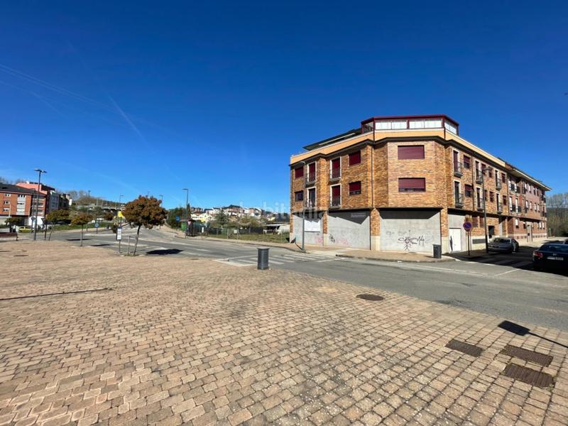 Foto 714f3068-d00e-48cd-bdd7-f2cf68a79d18. Flat in calle revolvedero 1 in Zona Alta Ponferrada