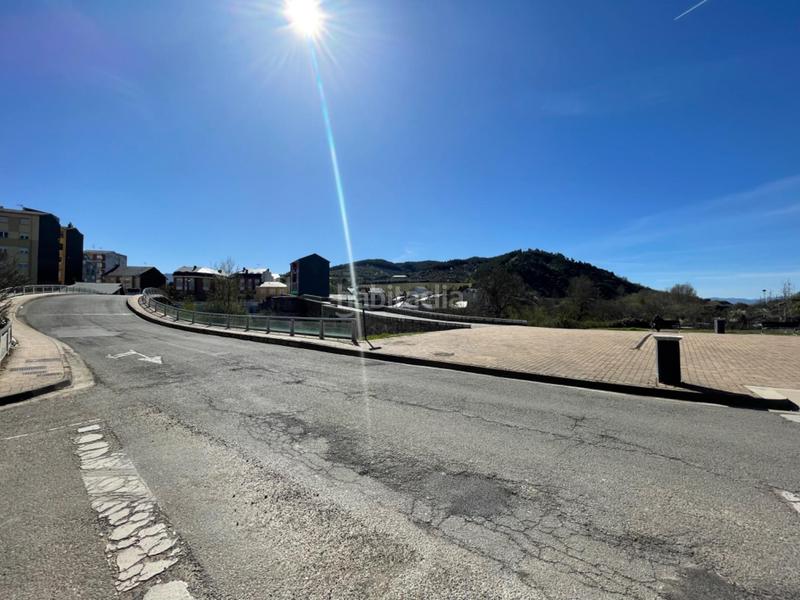 Foto ce5b72b4-47ea-4ac0-adbc-075441b99ffa. Flat in calle revolvedero 1 in Zona Alta Ponferrada