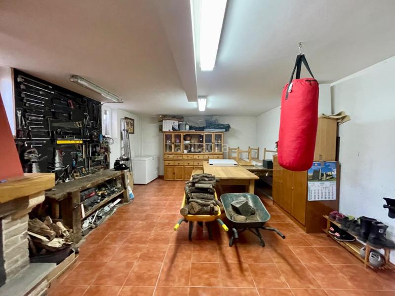 Foto d469658d-a08c-4c2d-86f4-3ff73bb9dbb4. Xalet a real cp 12 a Urbanización Patricia - Campo Ponferrada