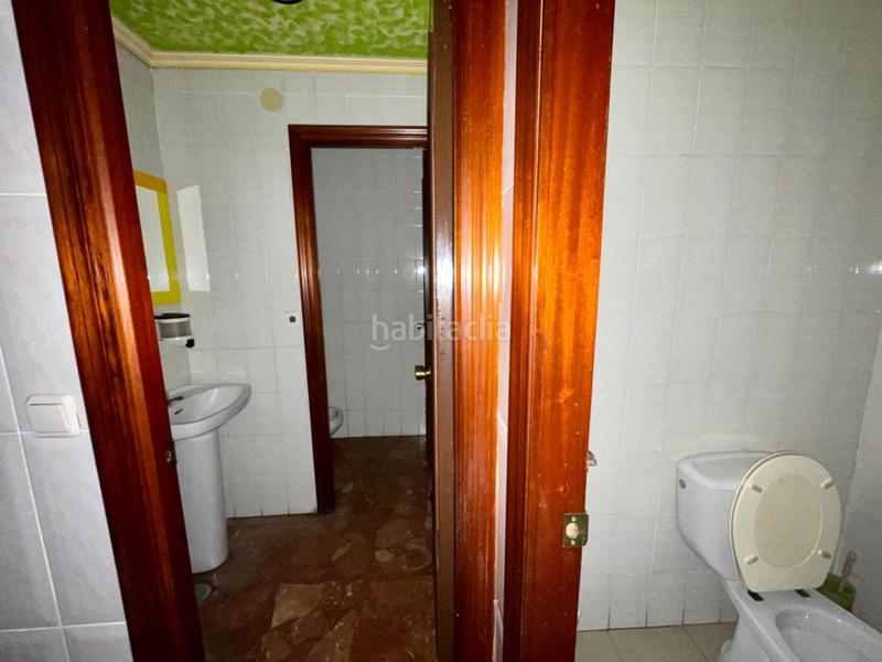 Foto c37fc6cb-c3c1-466e-ba39-62b37bb882ef. Business premise in Centro Ponferrada