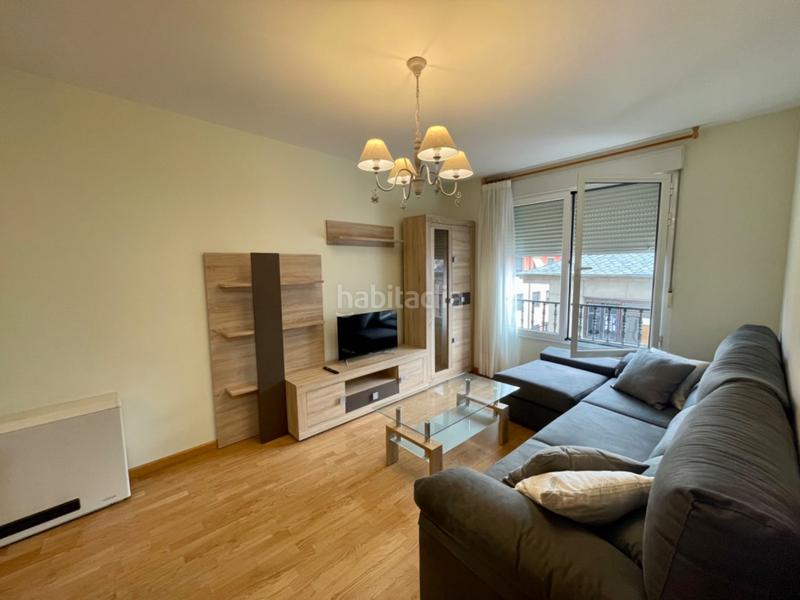 Foto 5d2ac570-3030-4c5b-ae6f-8c19f2798ca5. Lloguer apartament amb calefacció a Centro Ponferrada