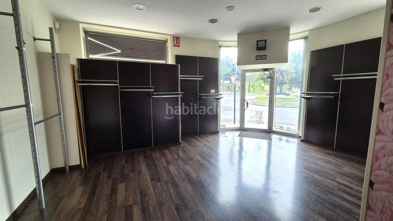 Foto 8a0a3bad-f432-4b98-ba3d-cadbc9cb5d1f. Rent business premise in Flores de Sil - La Placa Ponferrada