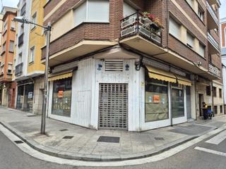 Location Local commercial  Dos mayo. Local comercial  zona centro