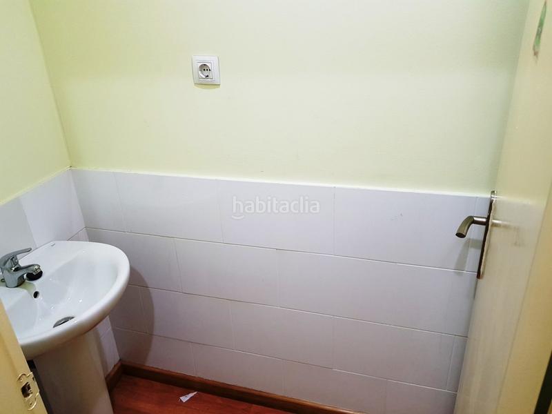 Foto 8863c426-8b22-4e57-b8d9-4f996f93c75f. Lloguer local comercial a Centro Ponferrada