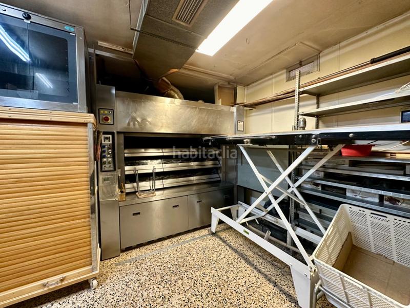 Foto 74ecdd8a-2521-4dbe-a532-38221f8b765a. Local comercial a Flores de Sil - La Placa Ponferrada