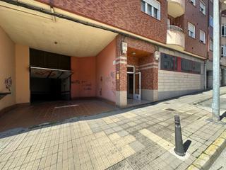 Lloguer Aparcament cotxe a Centro. Plaza de garaje  centro