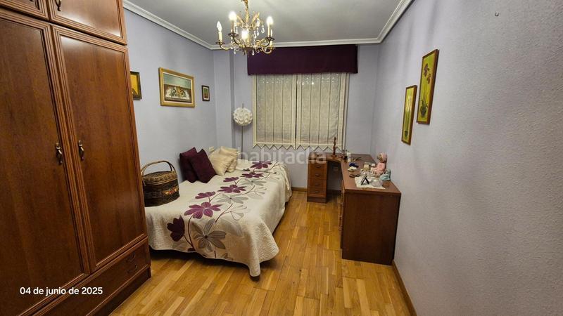 Foto f9053744-9f65-42a3-a00e-c5de19e0ee2d. Pis amb calefacció aparcament a Centro Ponferrada