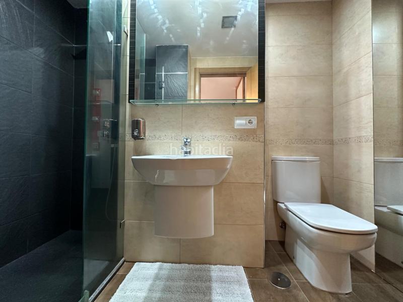 Foto f12e1392-a97e-4d38-84d1-9d9edc05641e. Miete etagenwohnung mit heizung parking in Centro Ponferrada