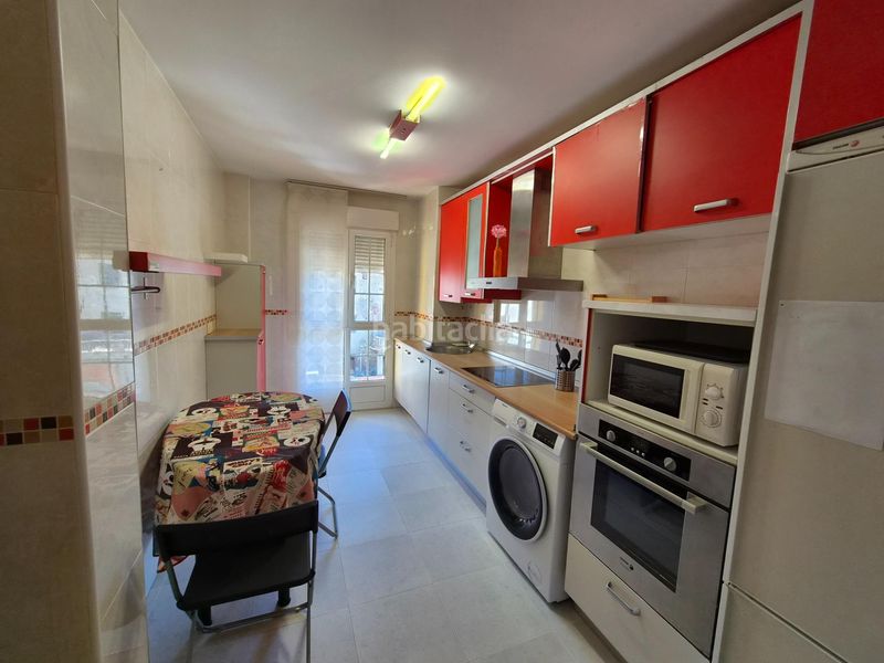 Foto 5148deee-b034-4057-ae9a-7312c23bac1d. Apartament amb calefacció aparcament a Flores de Sil - La Placa Ponferrada