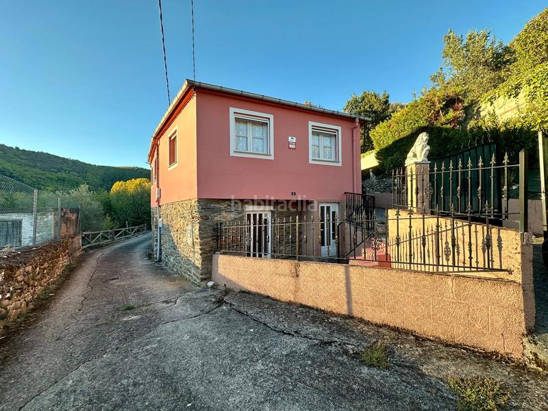 Foto 156bb318-f9fa-4ea8-ac67-8f6bf45ee39b. Mas avec chauffage parking dans Carucedo