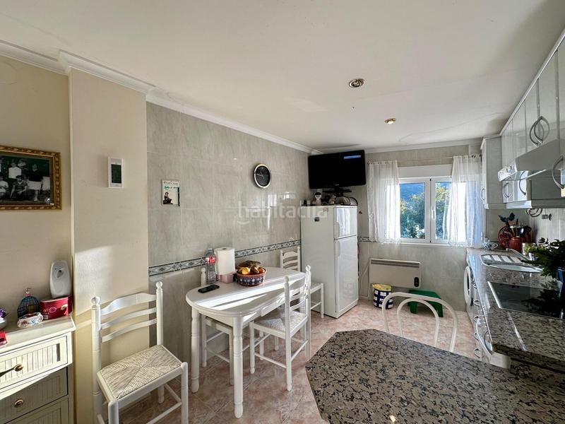 Foto 9d750cb4-f4f0-412f-9177-e517e5941c68. Mas avec chauffage parking dans Carucedo