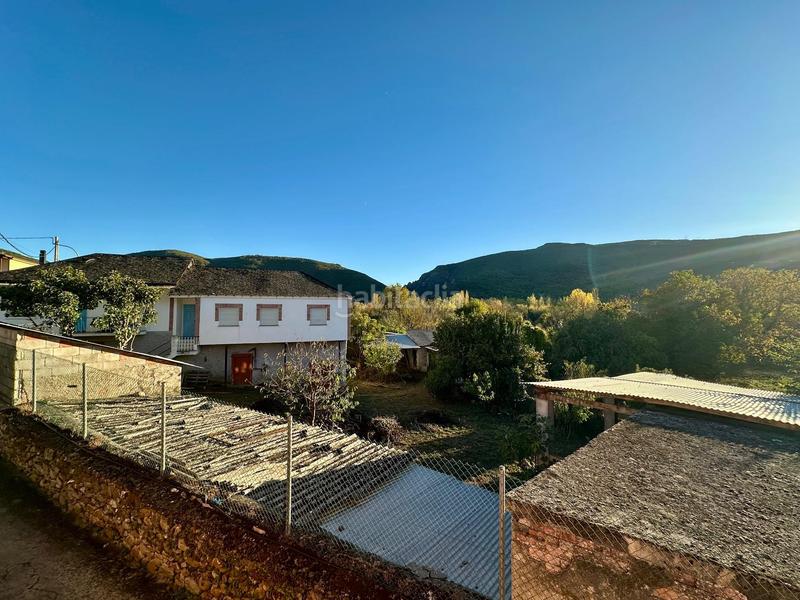 Foto a2cfd566-7c96-421d-91e2-aad07a5edcbe. Mas avec chauffage parking dans Carucedo