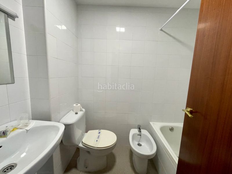 Foto 7bc1e267-f1da-4657-81c3-e73db8427471. Local comercial en carretera nacional vi en Camponaraya 394 hotel reformado nvi en Camponaraya