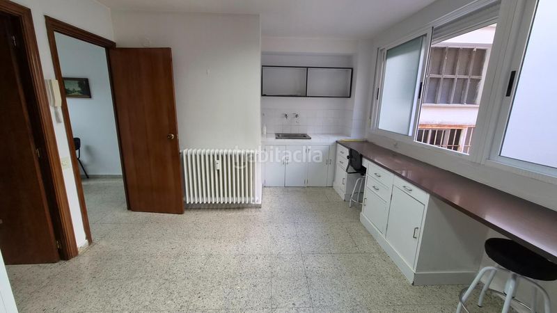 Foto 0fbae3a9-939c-45e8-86c7-d8a7e5271f39. Oficina a Centro Ponferrada