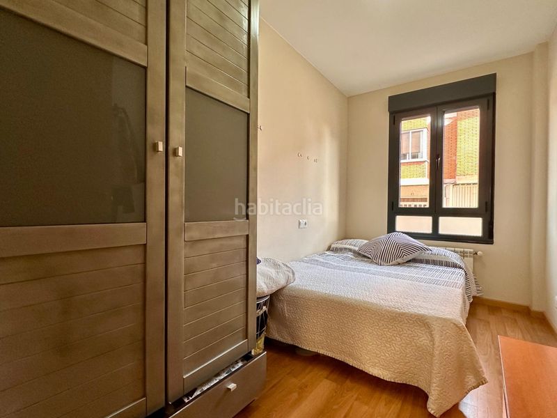 Foto 22d4d2f0-38e8-49db-aed3-b2c84bbbf45a. Apartament amb calefacció aparcament a Flores de Sil - La Placa Ponferrada