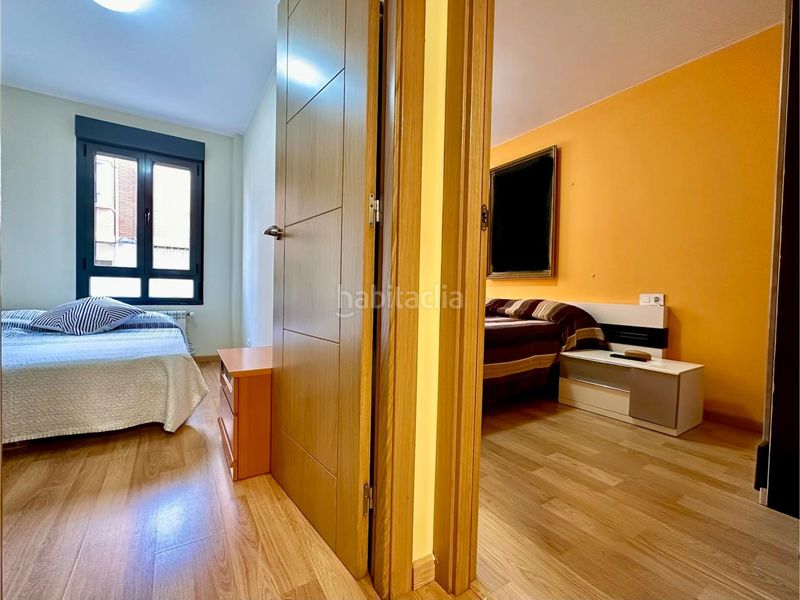 Foto 543e2f16-839f-41e8-b73c-d1600fd9a12d. Apartament amb calefacció aparcament a Flores de Sil - La Placa Ponferrada