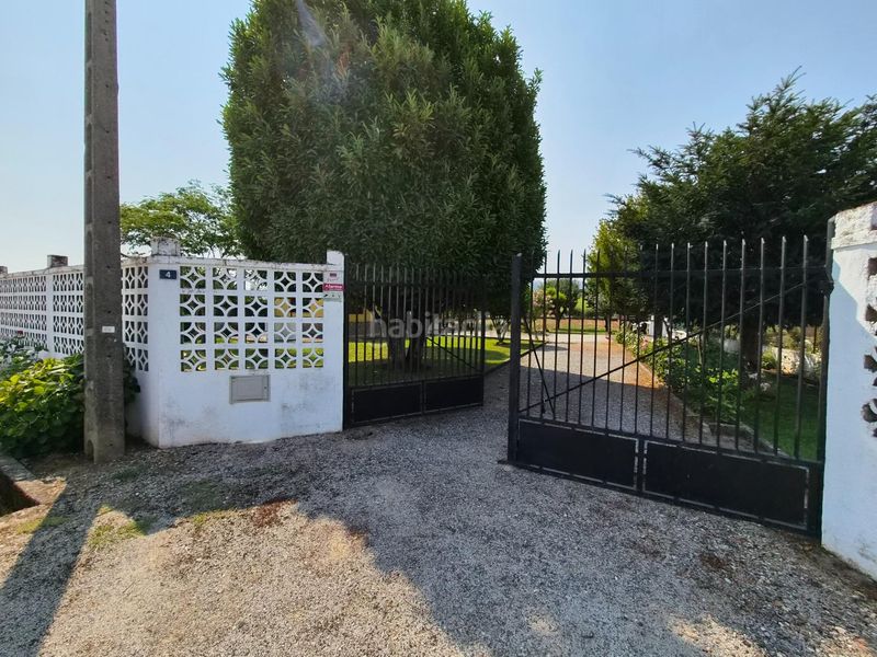 Foto e415bbcb-a094-4868-a324-aee24fa972e3. Casa amb aparcament a Flores de Sil - La Placa Ponferrada