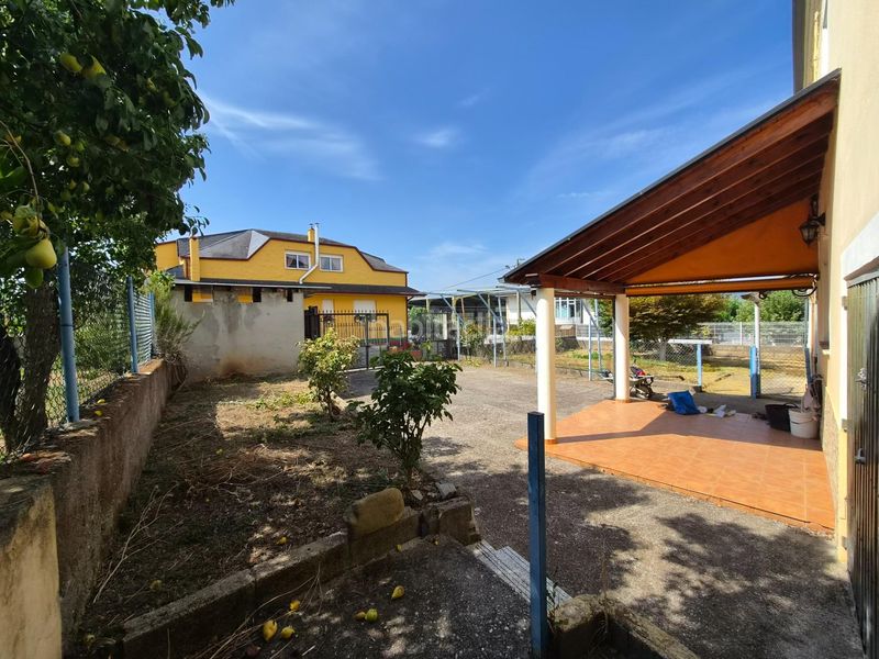 Foto 43c8cae4-7fa5-418b-9fdd-8223dd2483db. Terreny residencial a Cacabelos