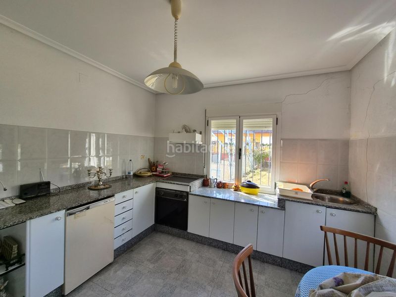 Foto a7b5d7eb-2417-46f9-b35b-82e3acb8242e. Terreny residencial a Cacabelos