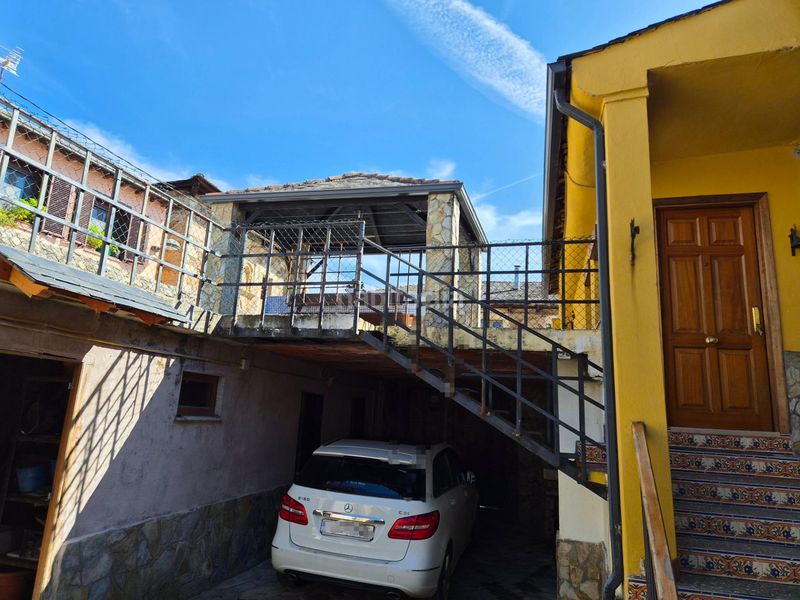 Foto 77054fa3-48f4-46c1-9348-990d73e45168. Masia amb calefacció aparcament a Urbanización Patricia - Campo Ponferrada