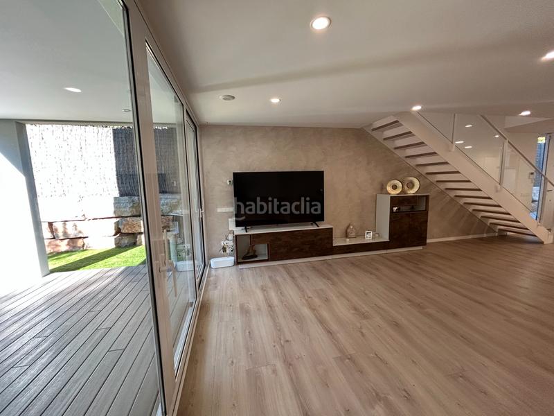 Foto 8bac13b8-3efd-4dad-8563-1595fe85a962. Casa  en venta en Matadepera